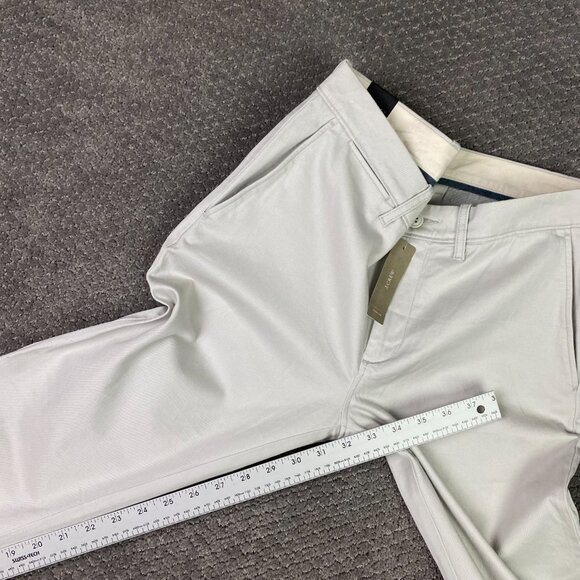 NWT J.CREW 484 Slim Stretch Pants Chino Men's 28 x 32 Measures 30 x 32 Beige - Picture 13 of 14